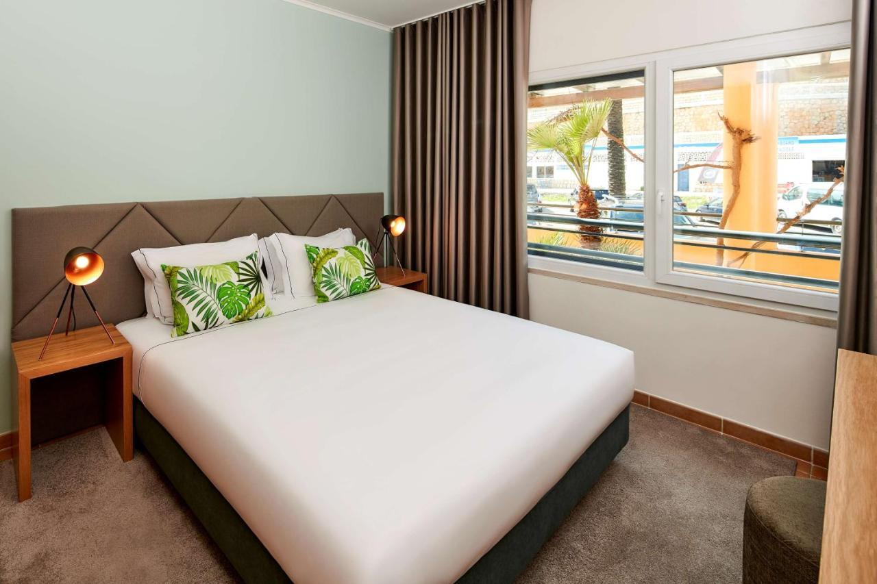 Nh Marina Portimao Resort Екстер'єр фото