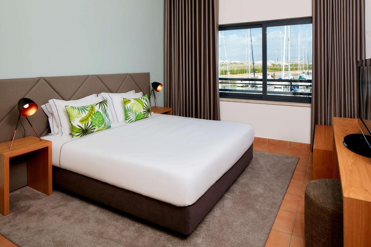 Nh Marina Portimao Resort Екстер'єр фото