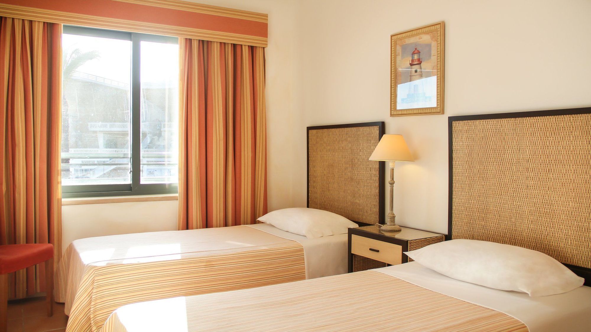 Nh Marina Portimao Resort Екстер'єр фото