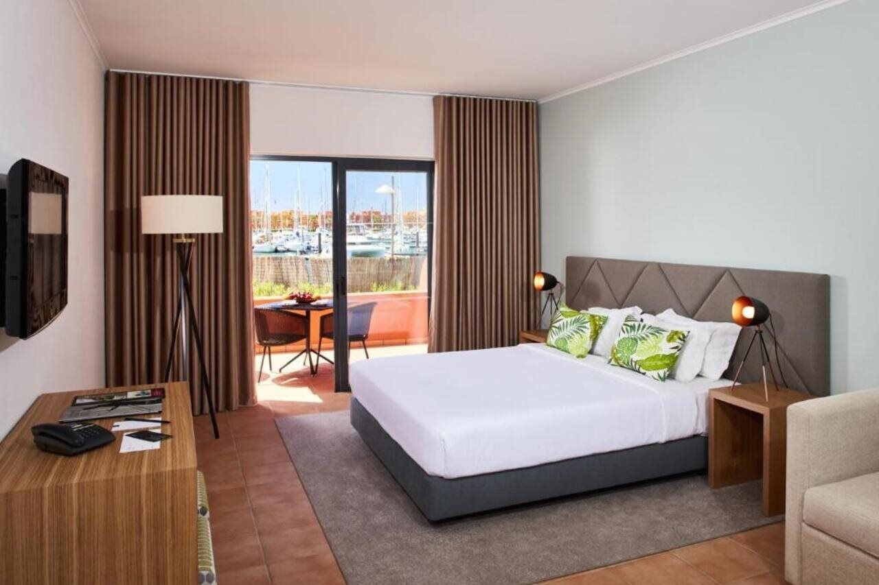 Nh Marina Portimao Resort Екстер'єр фото